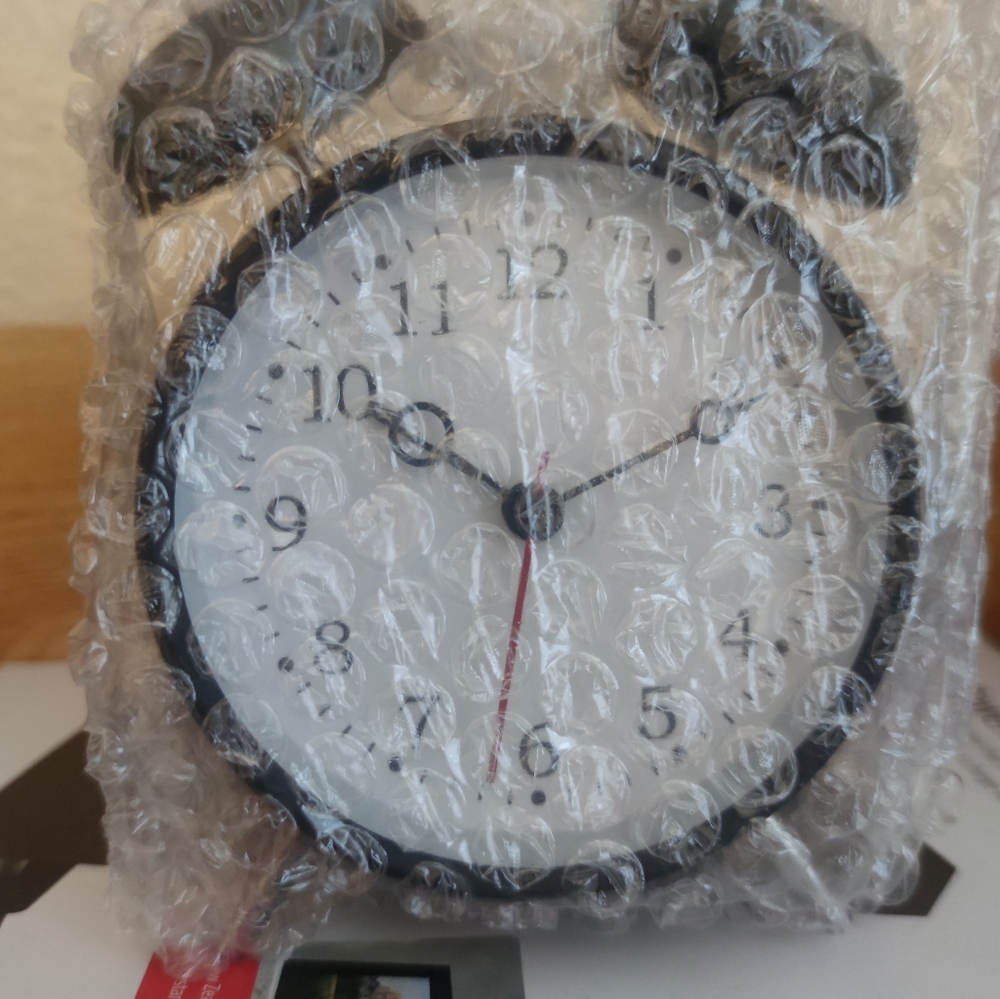 Hito Alarm Clock - Picture 4 of 5